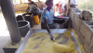 Read more about the article The Process of Local Garri Production in Nigeria: A Staple of African Cuisine